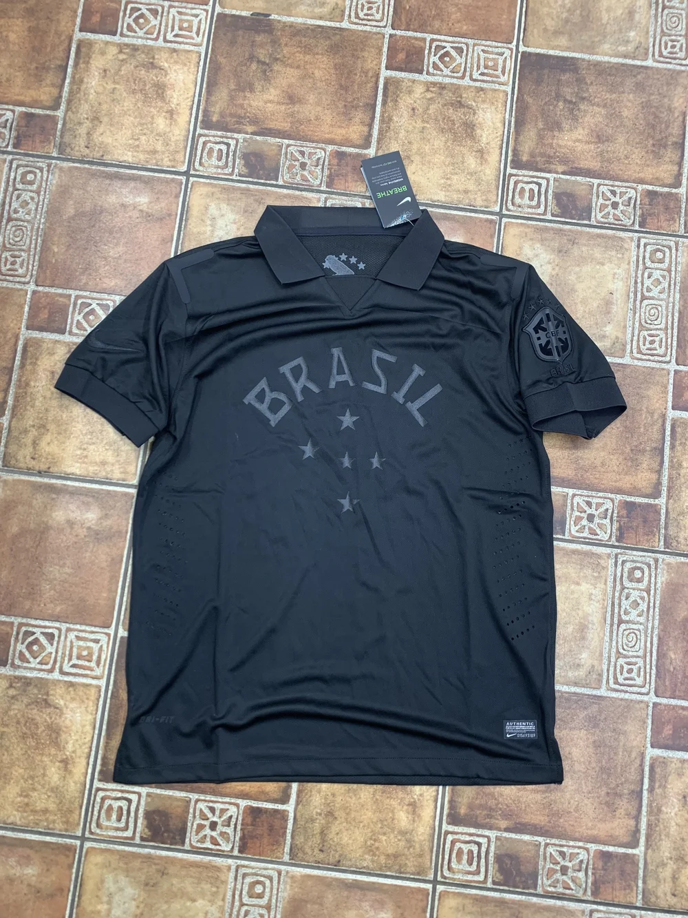 Nike Brazil 2013 Blacked Out Jersey Size M